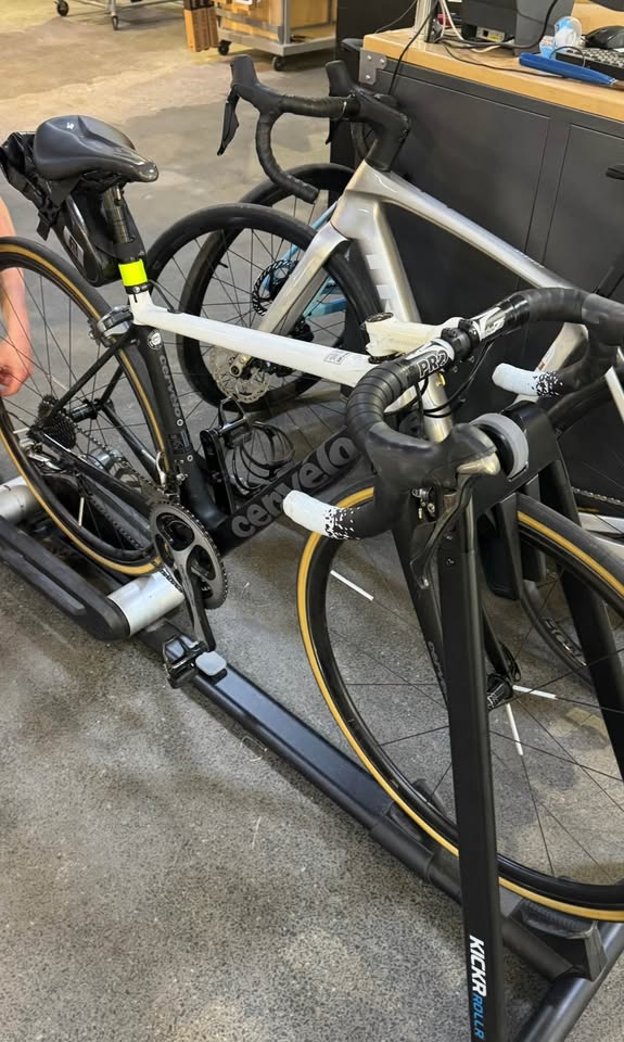 2023 Cervélo R3 photo 2