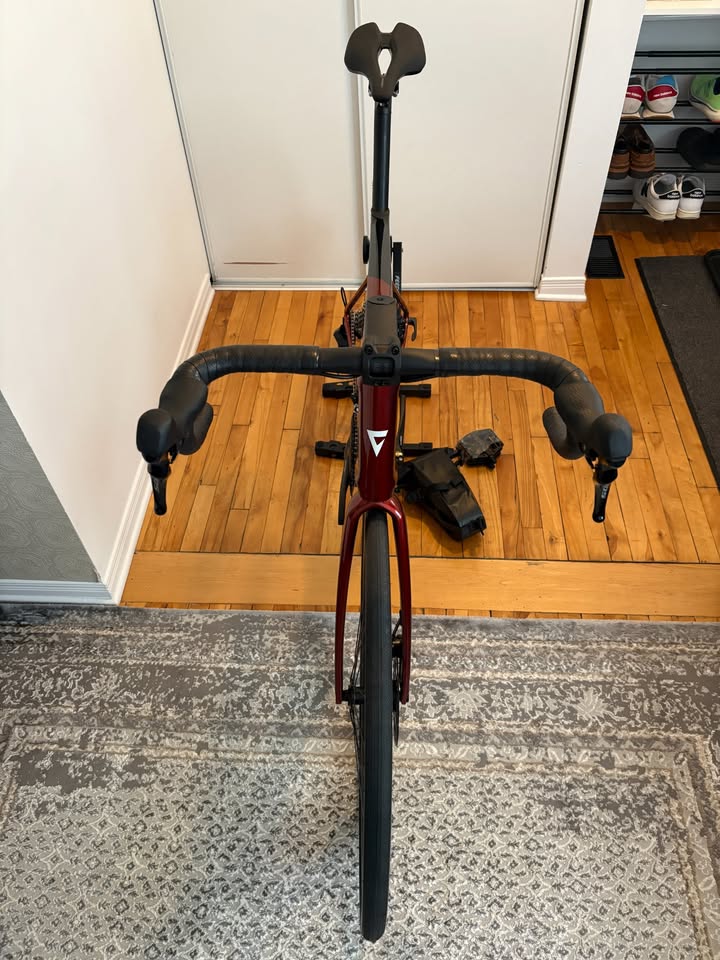 2026 Giant Defy Advanced 2 photo 2