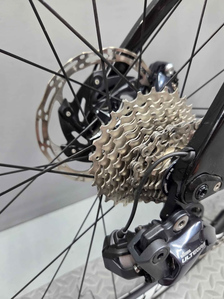 2021 Pinarello Prince Disc photo 4