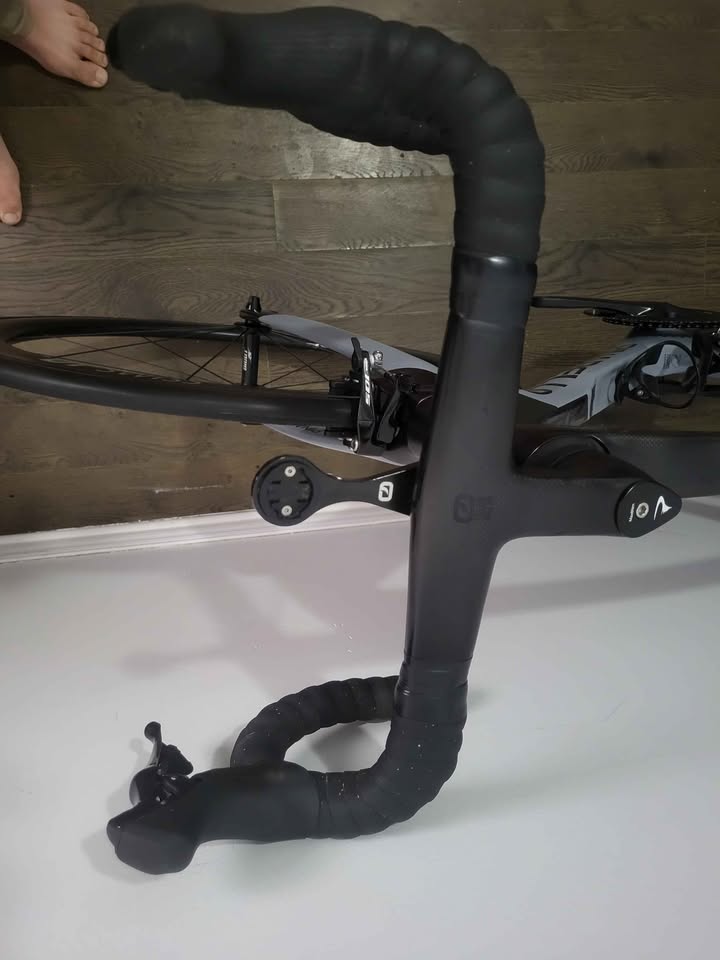 2022 Pinarello F12 (replica) photo 4