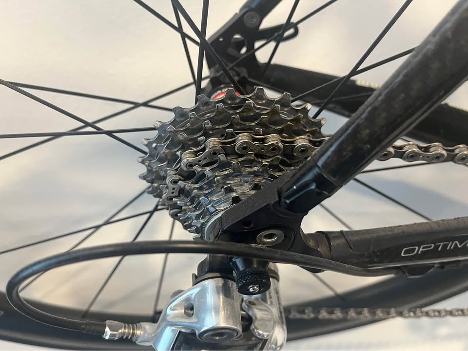 2022 Devinci Apogee photo 4