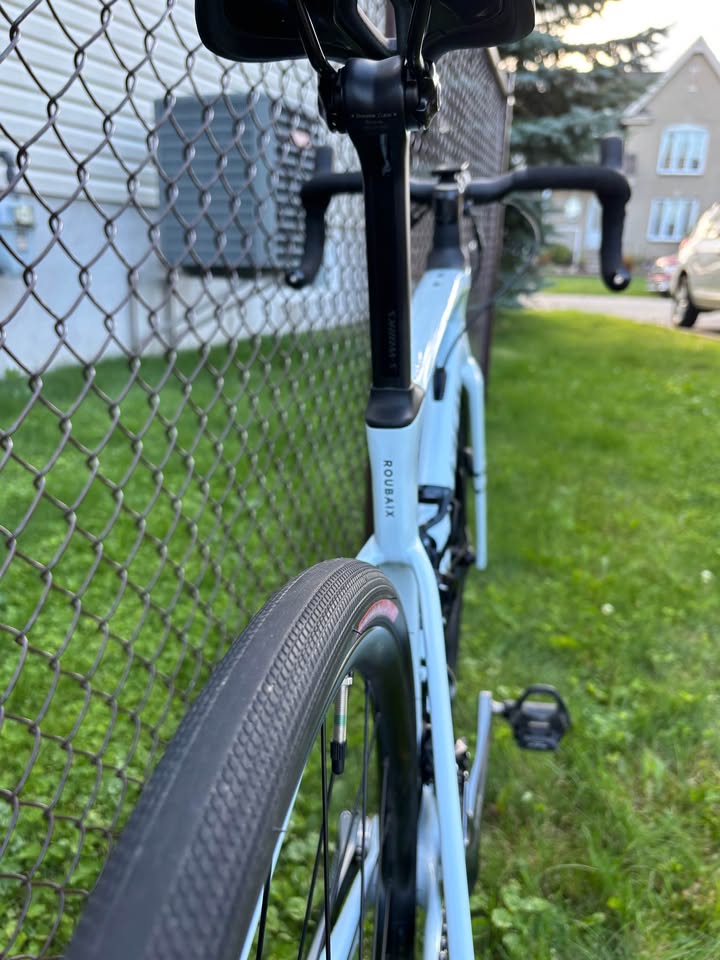 2025 Specialized Roubaix SL8 photo 4