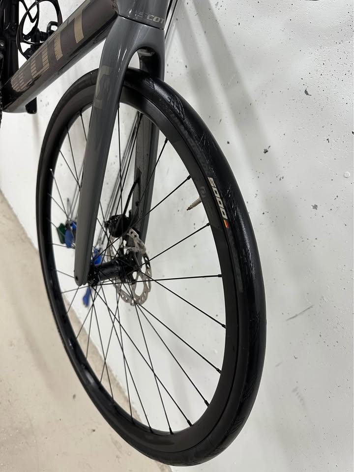 2020 Scott Addict photo 3