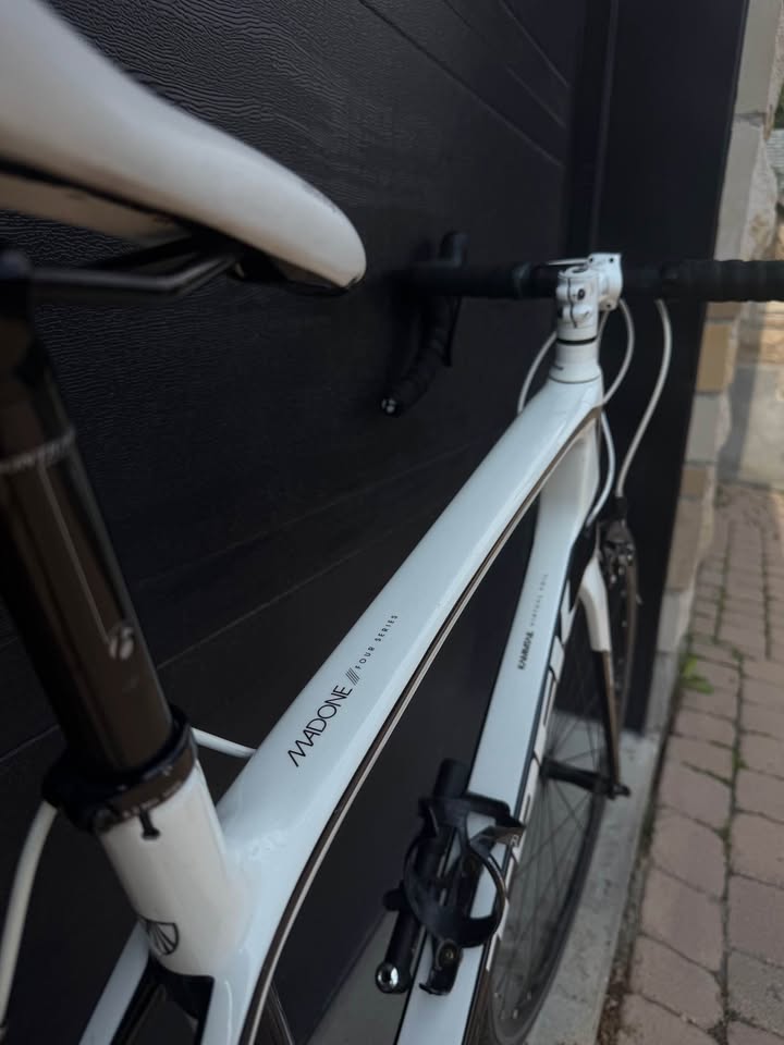 2021 Trek Trek photo 6